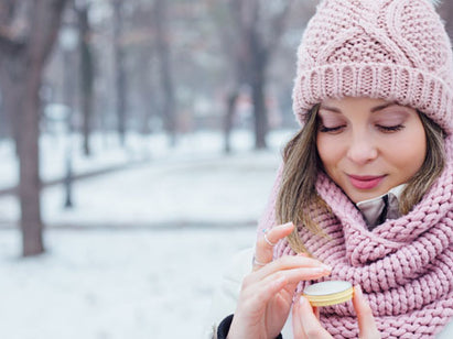 dry lips in cold winter weather