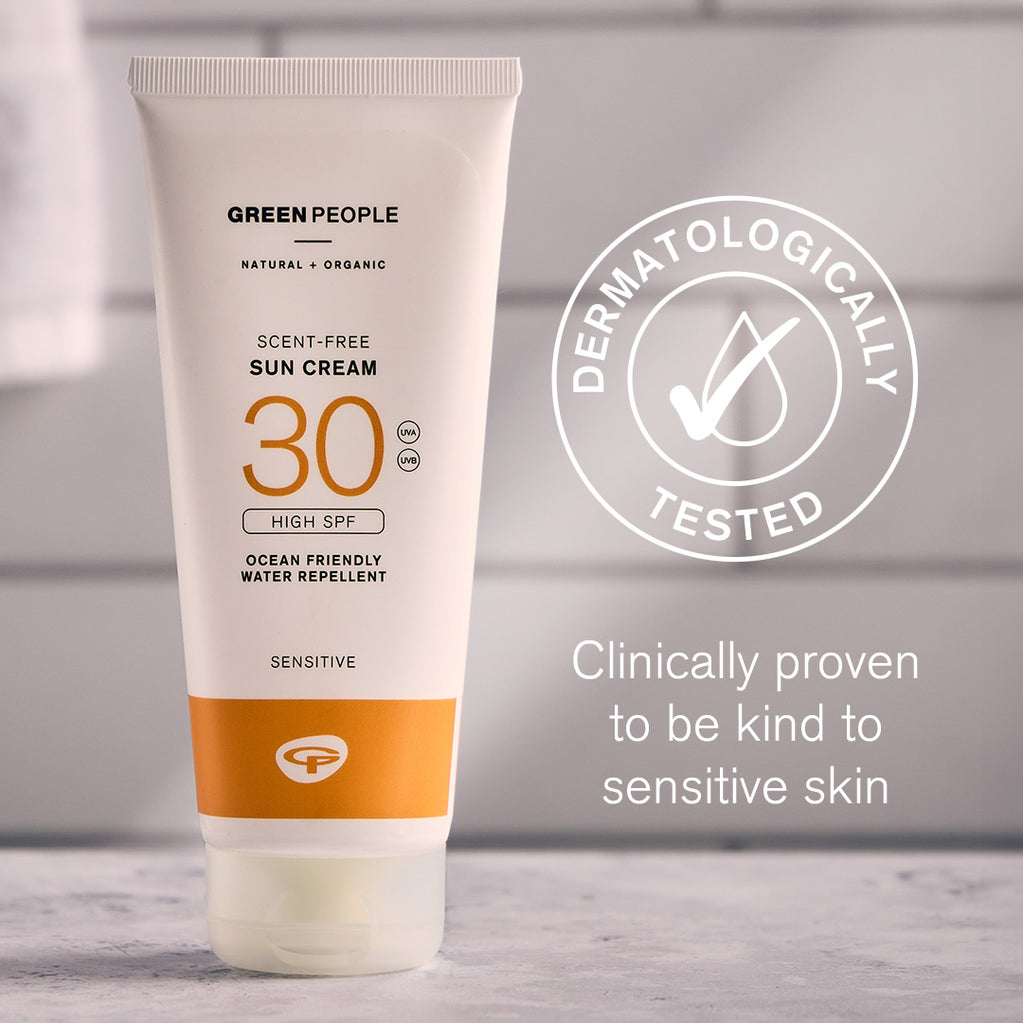 Dermatologically tested scent free sun cream 200ml bottle