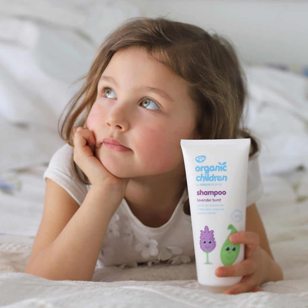 organic children lavender shampoo with girl